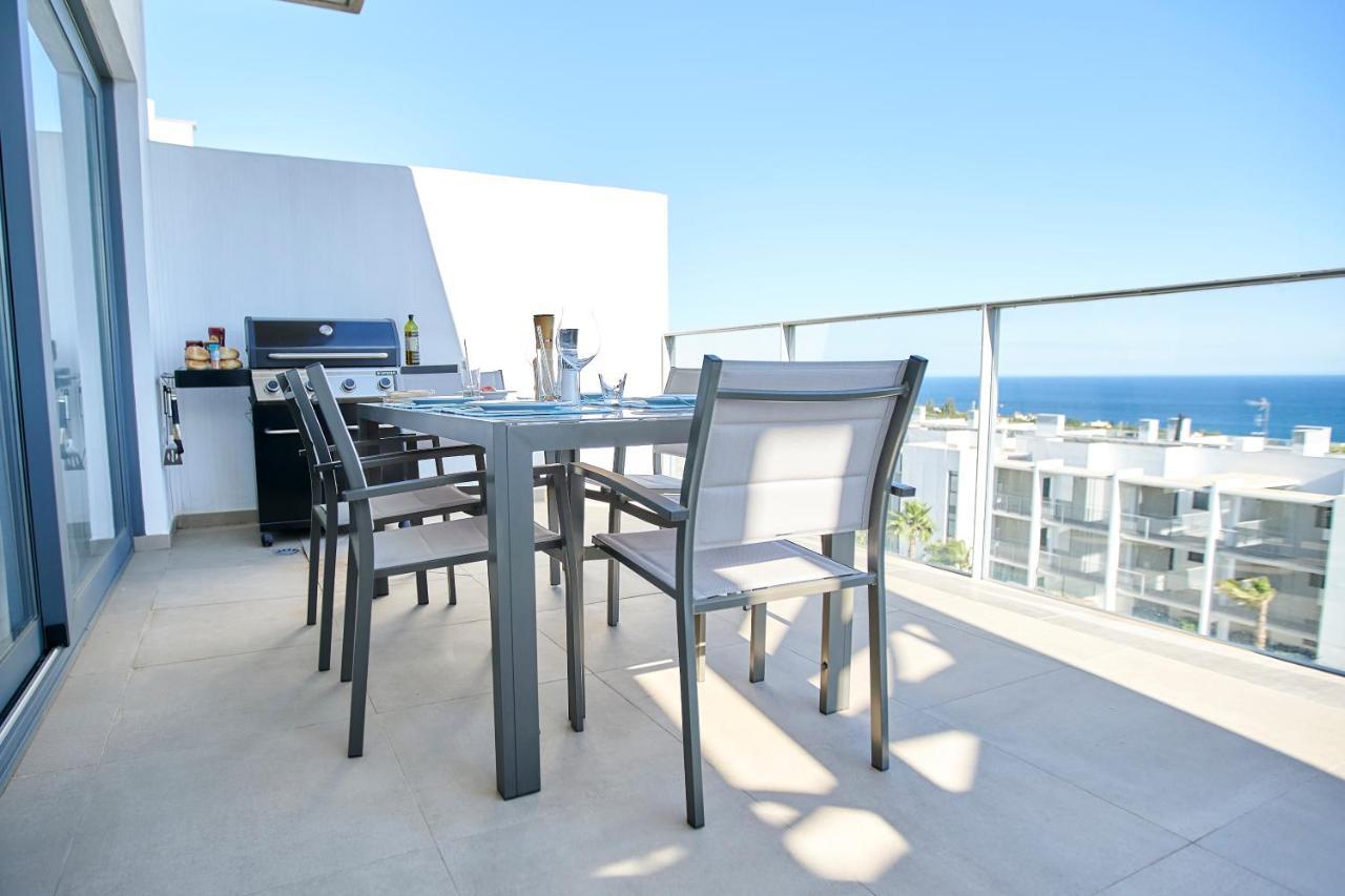 Penthouse With Stunning View And Rooftop Terrace Manilva Exterior foto